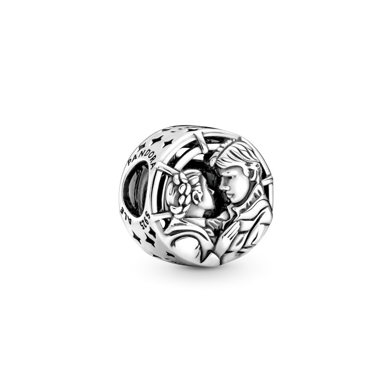 Star Wars Han Solo &amp; Leia Kiss Charm