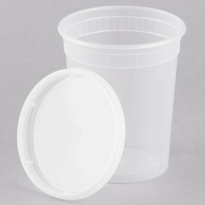 Container ChoiceHD 32 oz. Microwavable Translucent Plastic Deli Container and Lid Combo Pack - 240/Case