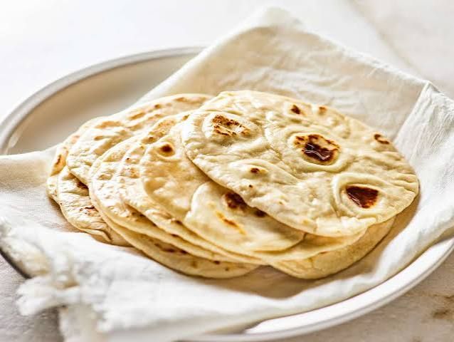 Tortilla Father Sam's Bakery 12-Count 12" Flour (White) Tortilla Wraps - 6/Case