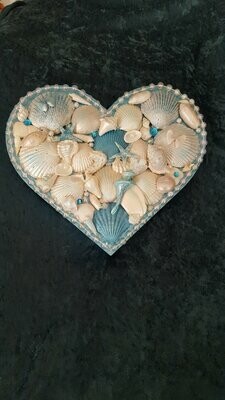 Wood Heart w/shells