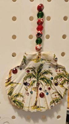 Christmas Palms Scallop Christmas Palms Scallop