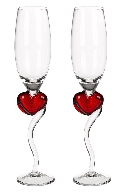 Flûte à  champagne avec un coeur