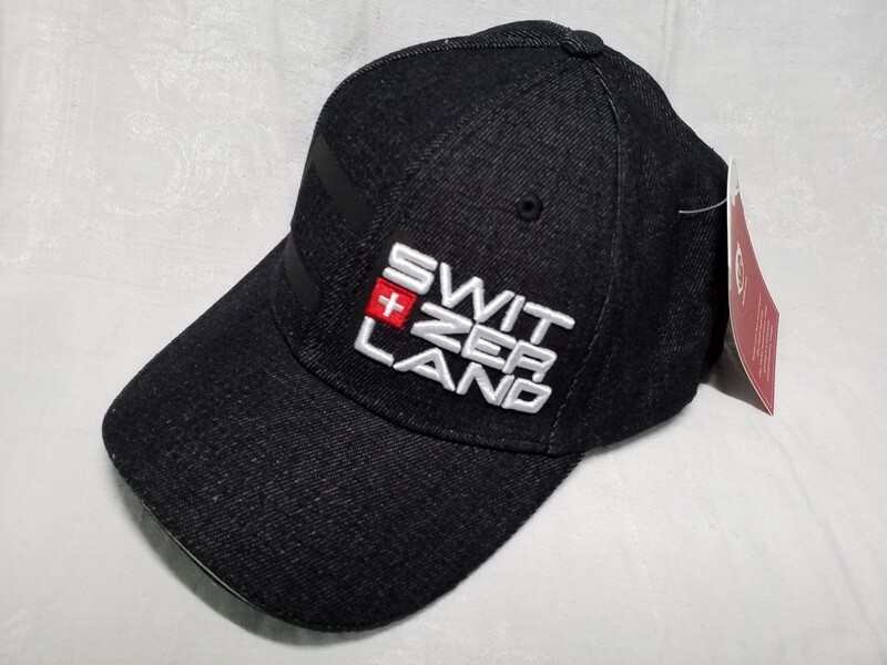 Casquette jeans noire imprimée Switzerland avec croix Suisse