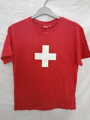 T-shirt rouge avec la croix Suisse