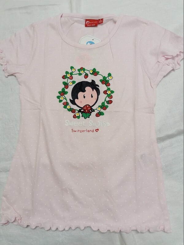 T-shirt rose Sweet Swiss - Suisse Heidi avec fraise Suisse