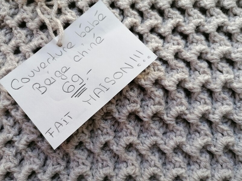 Petite couverture couleur Beige Chiné FAIT MAISON !!!