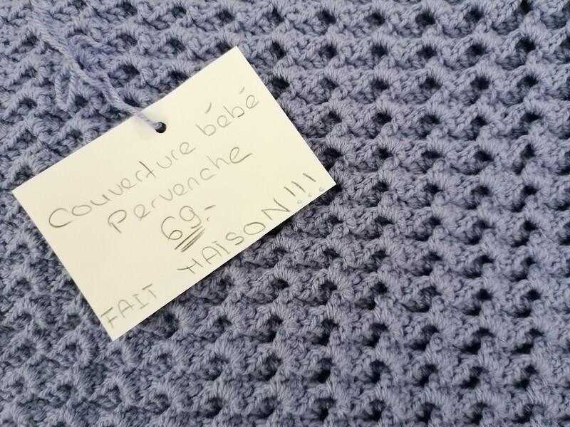 Petite couverture couleur Pervenche FAIT MAISON!!!