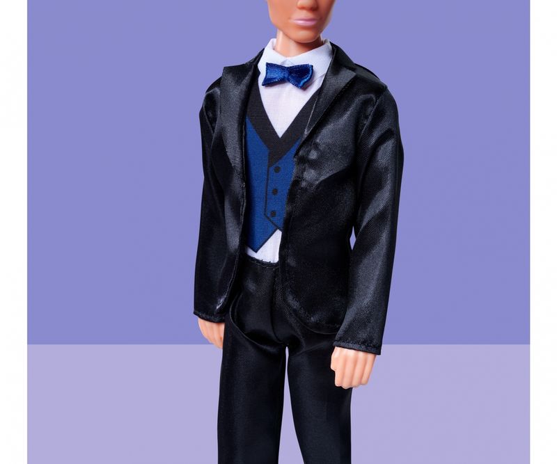 Poupée Kevin marié 29 cm