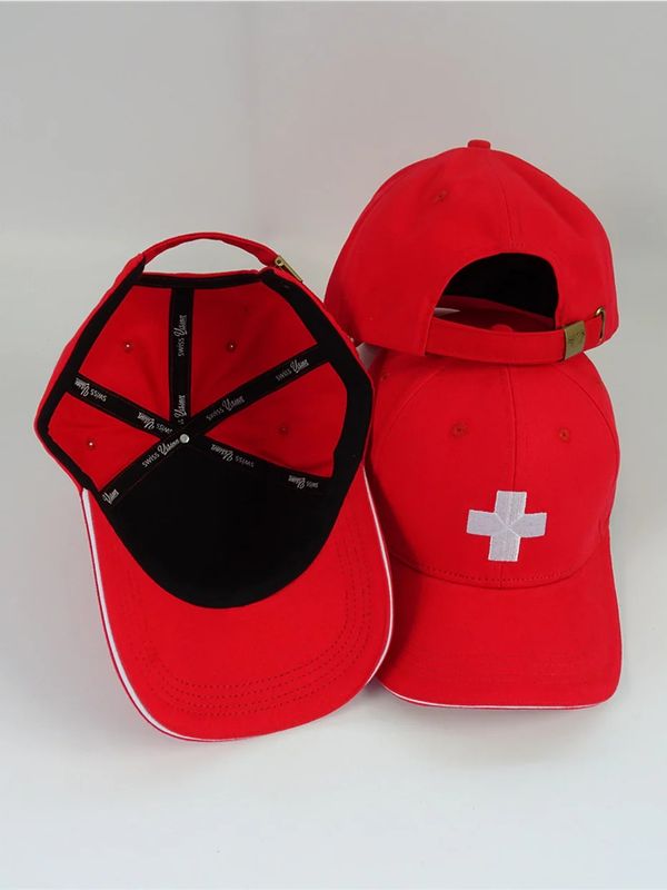 Casquette rouge avec la croix Suisse, pour les fans de foot, hockey