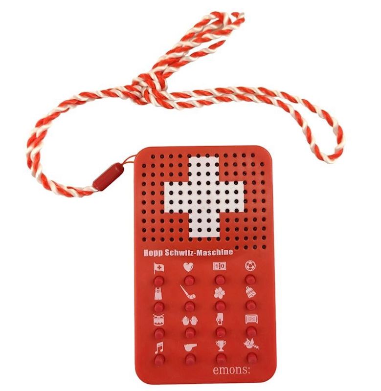 Hopp Suisse-machine avec 16 sons différents dont l'Hymne Nationale Suisse, cor des Alpes, goal, etc. Piles incluses avec cordelette, pour les fans de foot, yodel, boite à musique