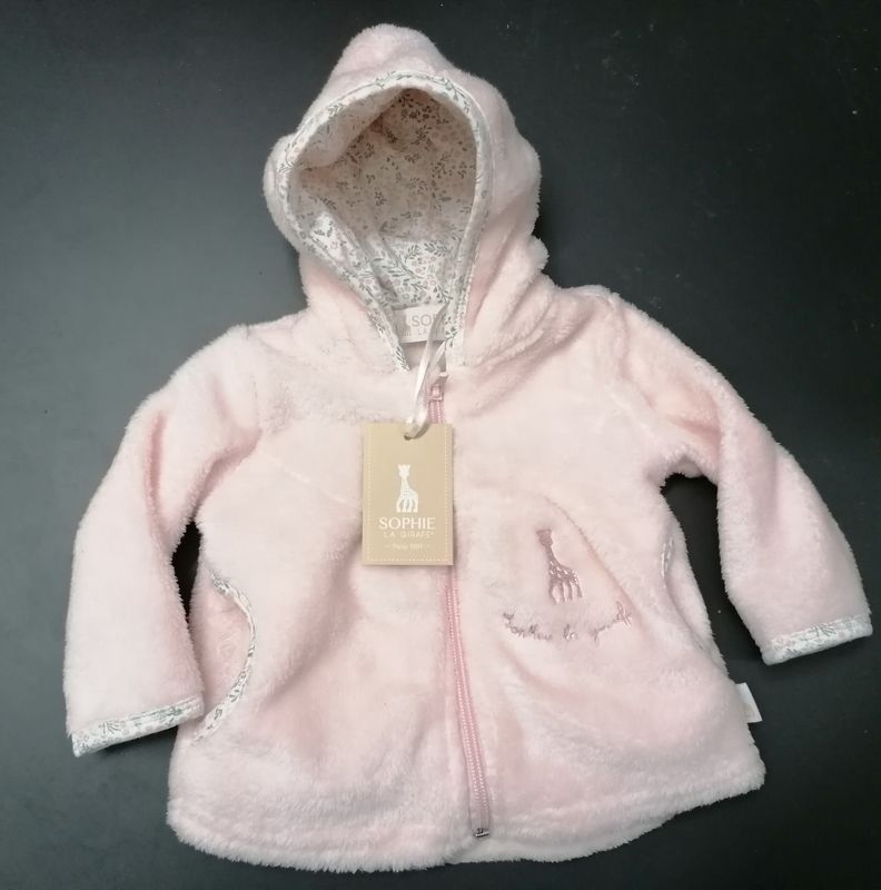 Jaquette veste  rose en teddy polaire Sophie la Girafe brodé