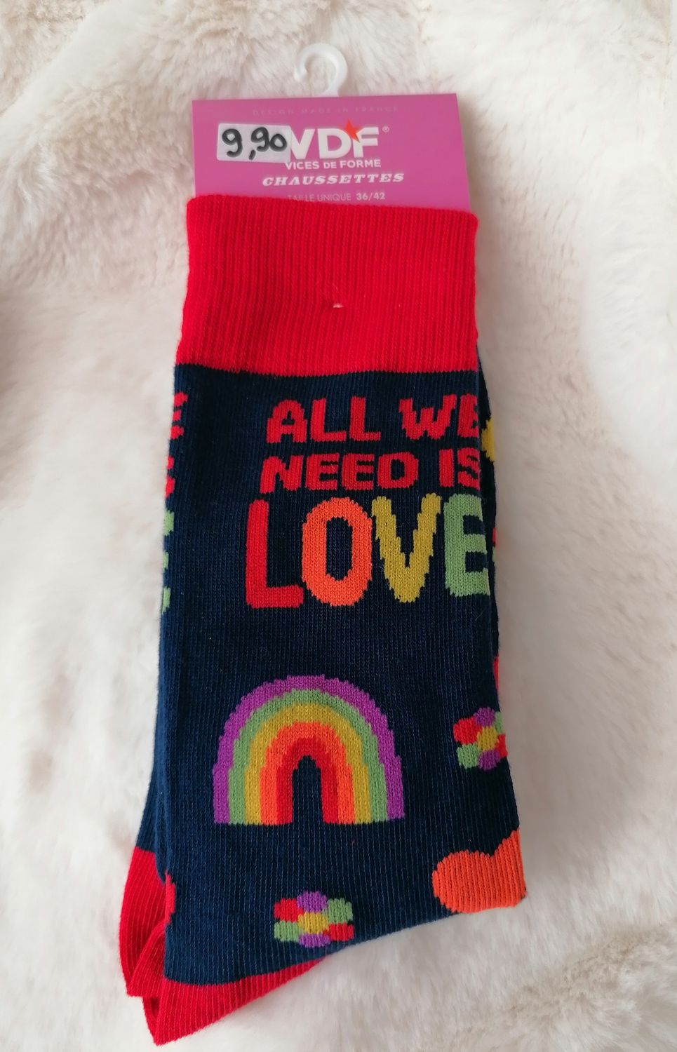 Chaussettes "All we need is love" ce dont vous avez besoin c'est l'amour, pointure 36/42