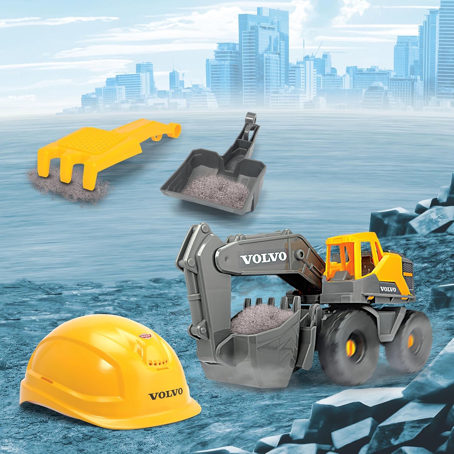 Dickie Toys - Volvo Kit de Chantier Tough Excavator (4 pièces). Grande Pelle Jouet (26 cm) avec Casque, Pelle et Tamis à râteau, Jouet de Voiture et de Sable pour Enfants à partir de 3 Ans