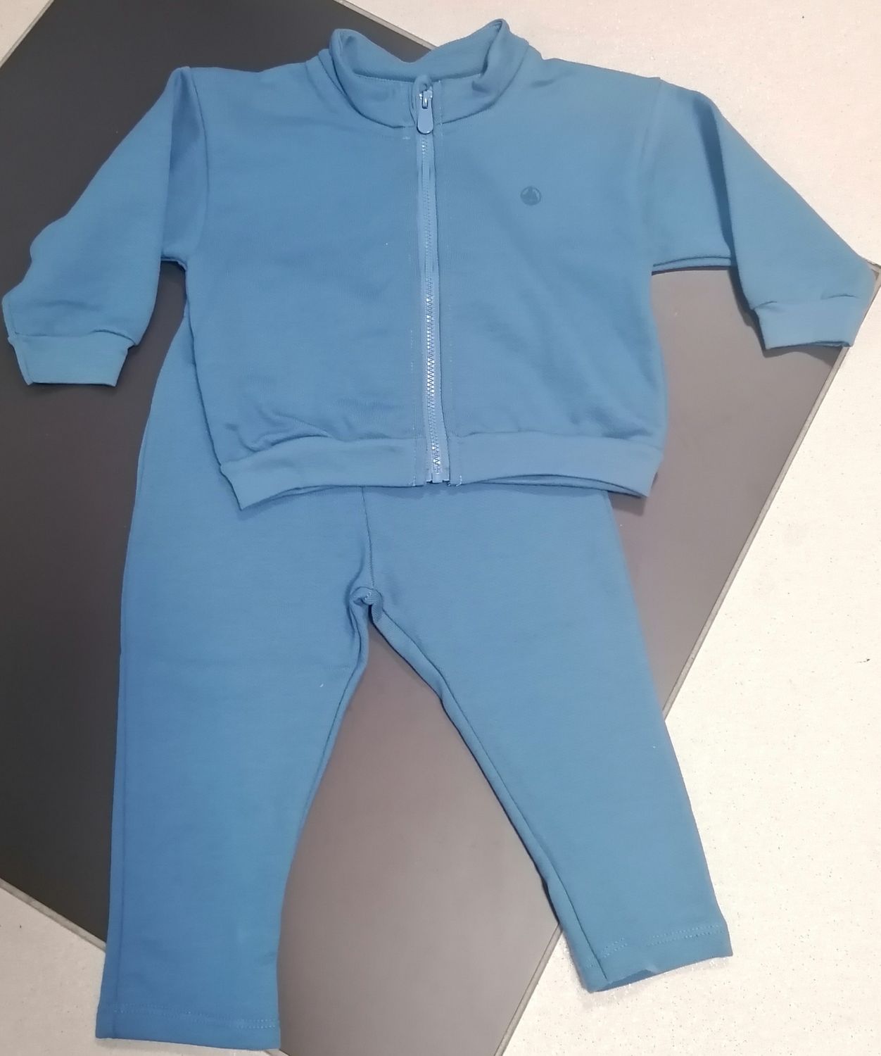 Petit Bateau Ensemble coton Pull jaquette et pantalon jogging couleur bleu riviera