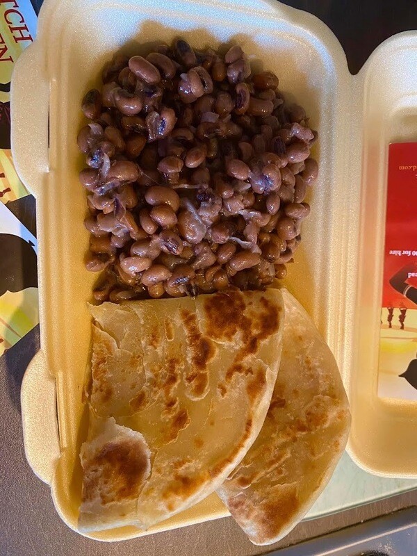 Mandondo Chapati (Coconut cream beans) with Chapati(Vegan) 400-420 kcal