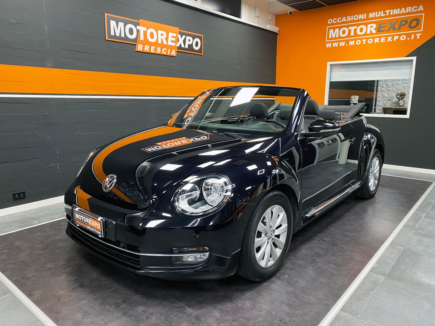 Volkswagen Maggiolino Cabrio 2.0 TDI Design 110cv