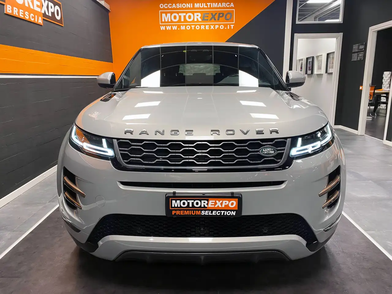 Land Rover Range Rover Evoque 2.0d i4 180cv Mild Hybrid Automatica HSE R-Dynamic AWD 4x4