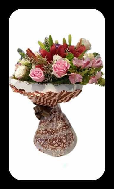 Ramo de rosas mixtas