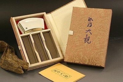 日本香堂伽羅大觀線香天然沉香 | 禮盒裝 45根