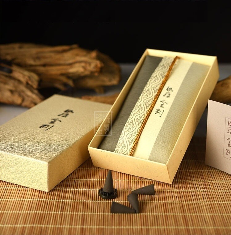 日本香堂 伽羅金剛 天然沉香 錐香  | 盒裝 24粒