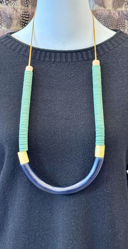 Designerkette handgemacht grün