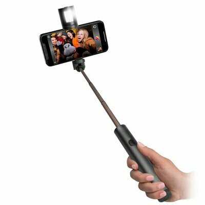 Flash selfie stick