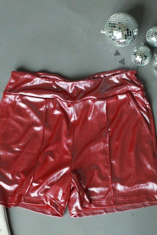 ​Shiney Shorts in Firecracker Red