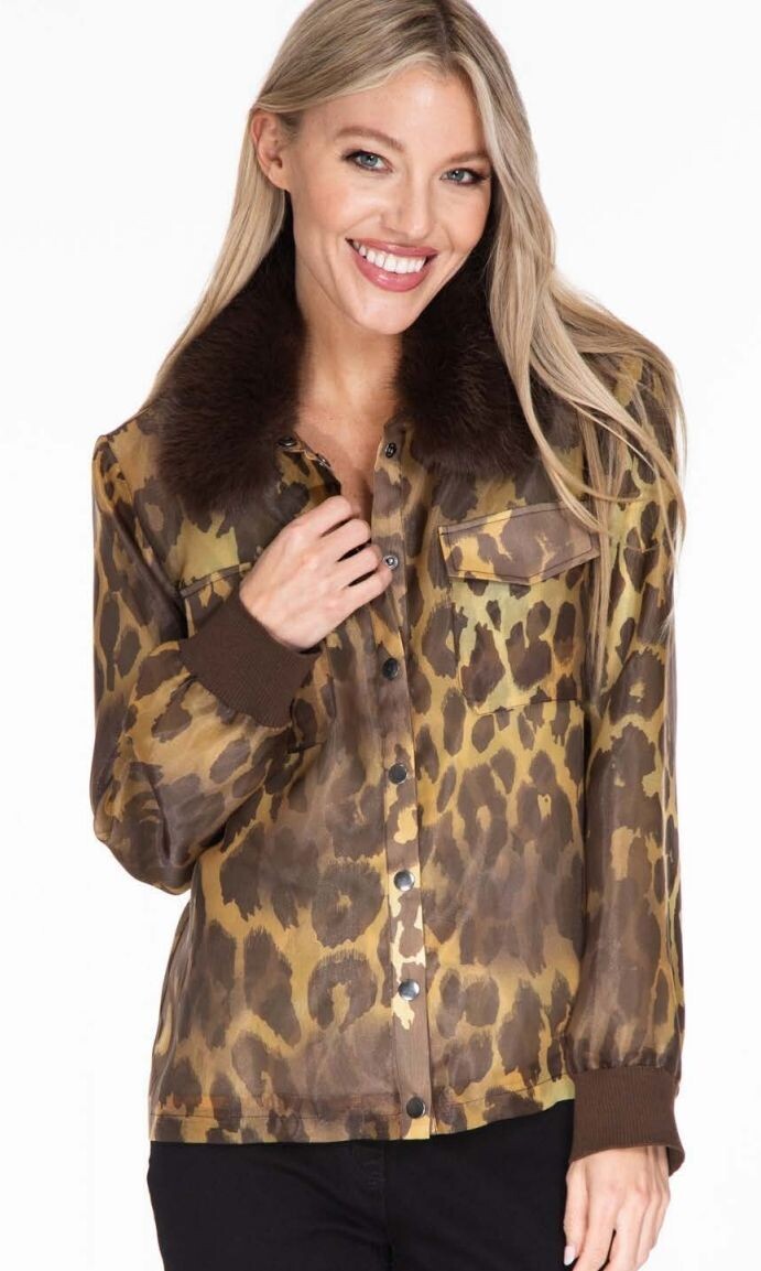 Animal print jacket, lined,  cuffed, snap front, removable faux fur collar, Multiples
