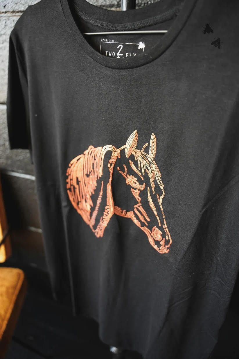 Copper Mane in Sequins. SS tee