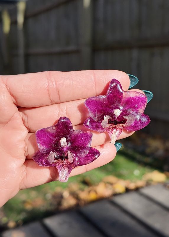 Dark Purple Stud Earrings