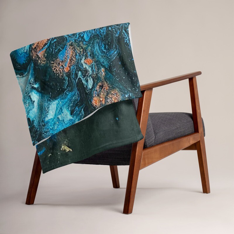 OCEANIC PLUSH THROW BLANKET