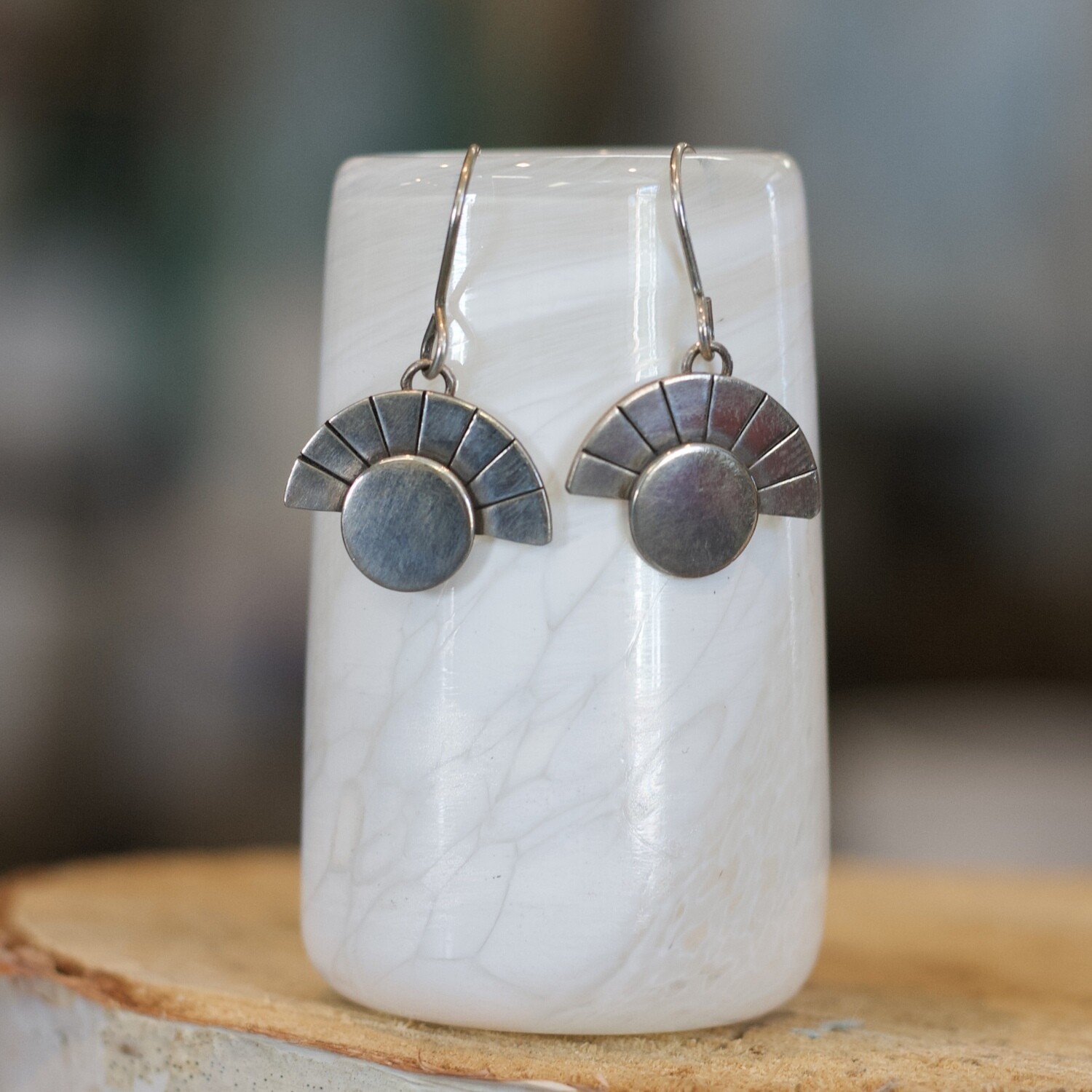 Martini Jewels Deco Collection - Venus - Half Disc Earrings with chisel pattern