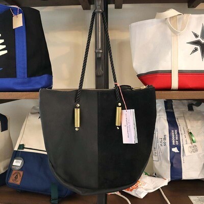 Wildwood Oyster Co Zippered Tote Bag