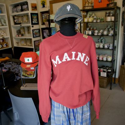 Rogue Life MAINE Crewneck