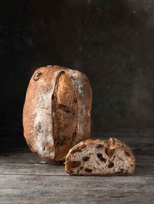 Хлеб "ТАРТИН" с инжиром и клюквой, Ремесленная мануфактура Polba, 450 г (± 10 г)