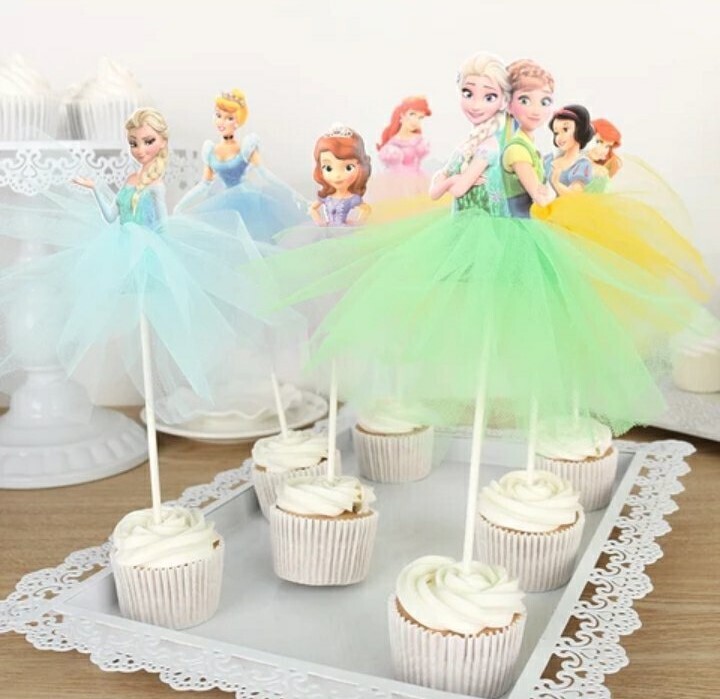 CUPCAKE TOPPERS