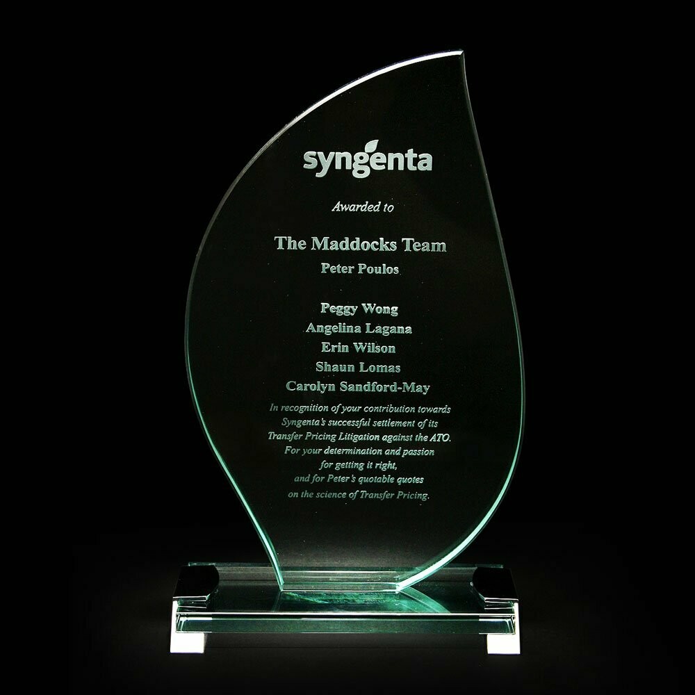 Dewlet Glass Award