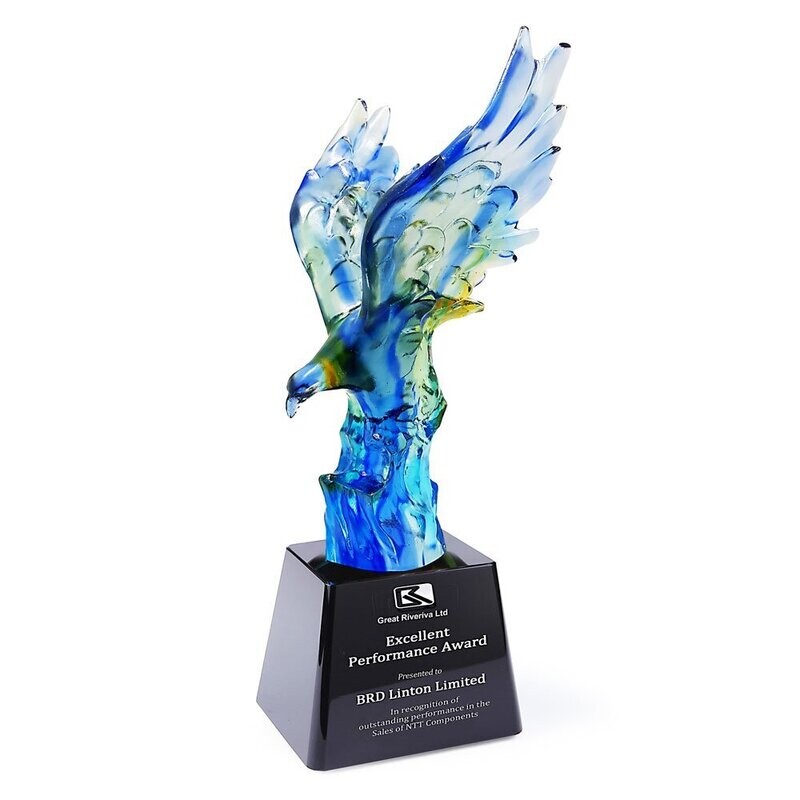 Dynamic Eagle Liuli Award