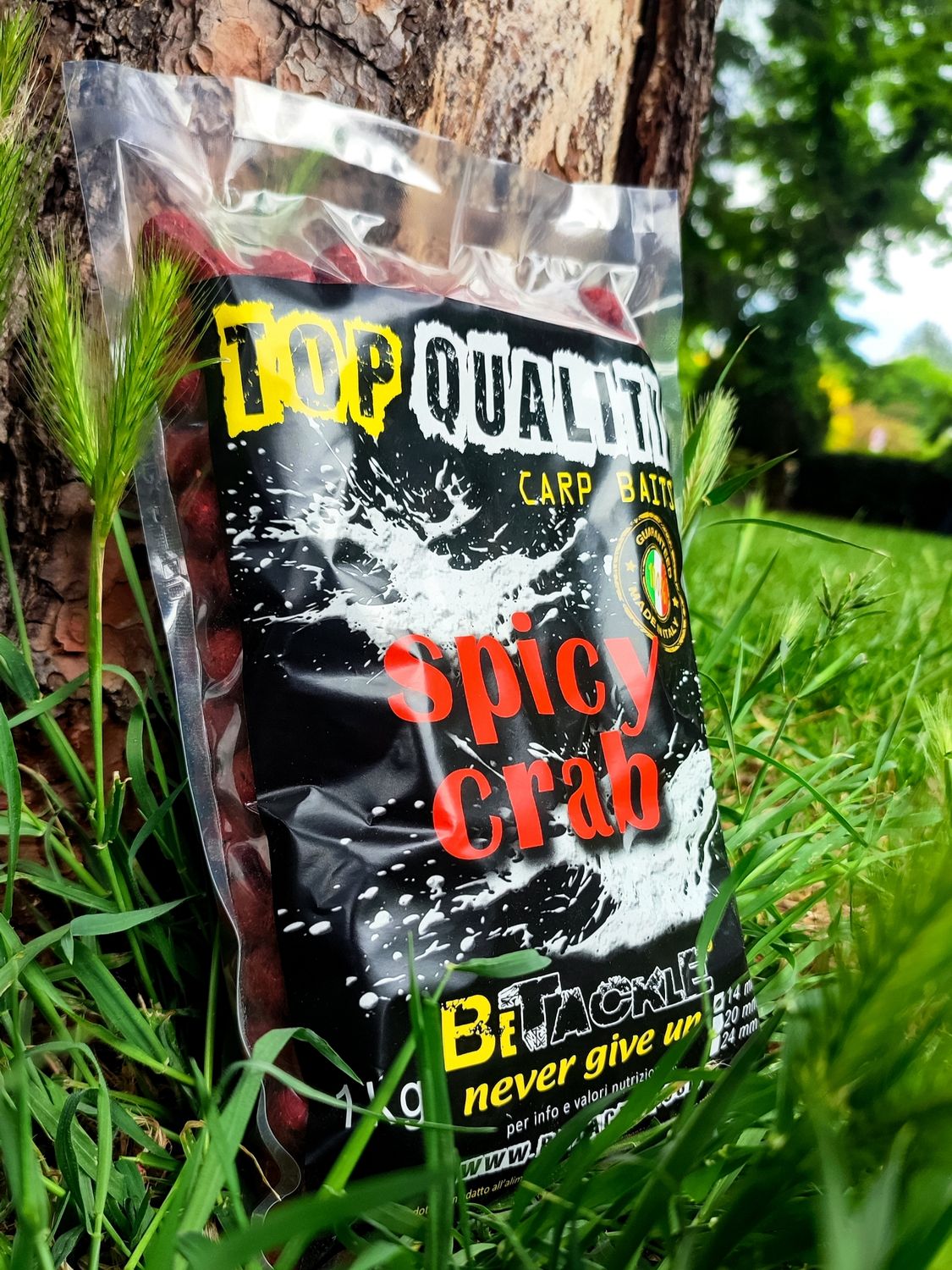 Boilies BETACKLE pro line 1 kg SPICY CRAB