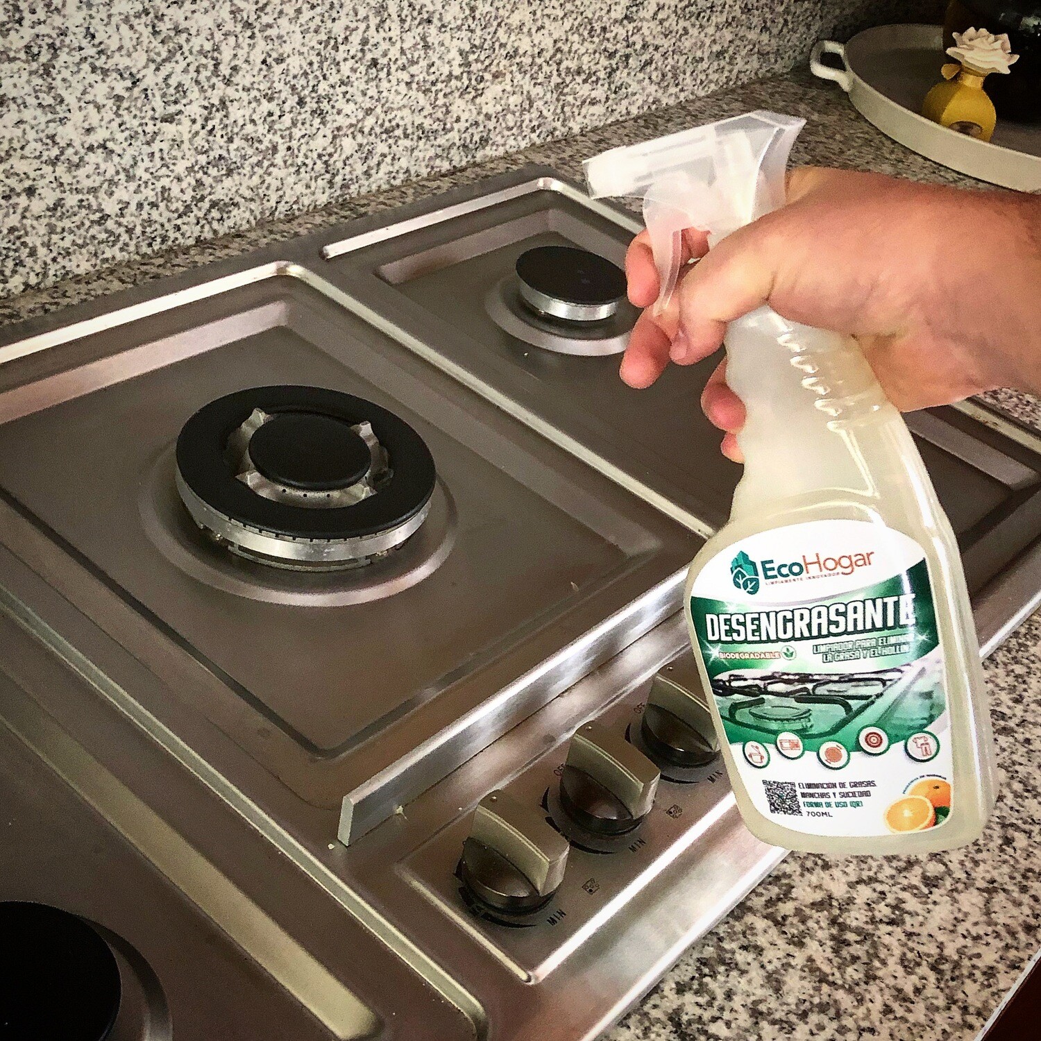 DESENGRASANTE NARANJA BIODEGRADABLE, 
700 ml, 1/2 galón y 1 galón