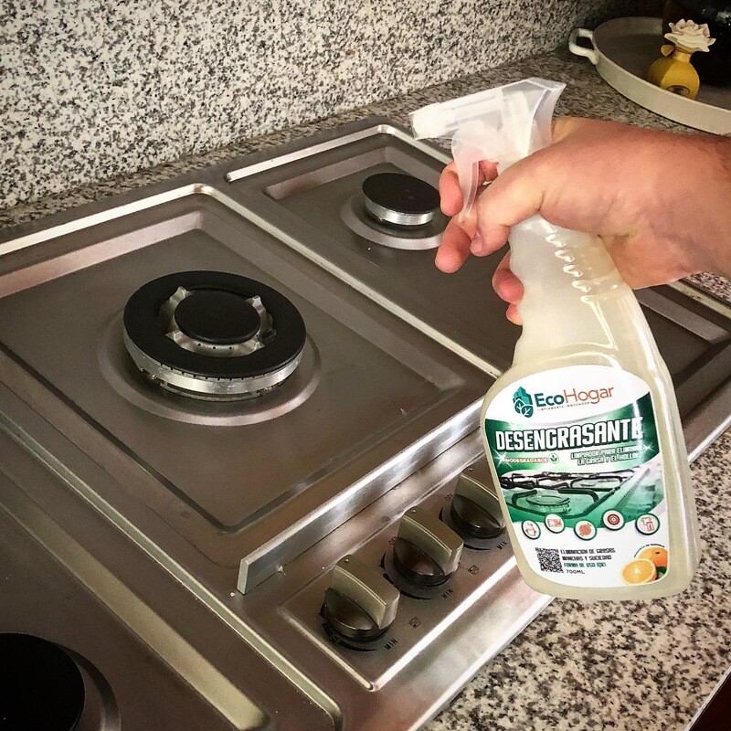 DESENGRASANTE NARANJA BIODEGRADABLE, 
700 ml, 1/2 galón y 1 galón