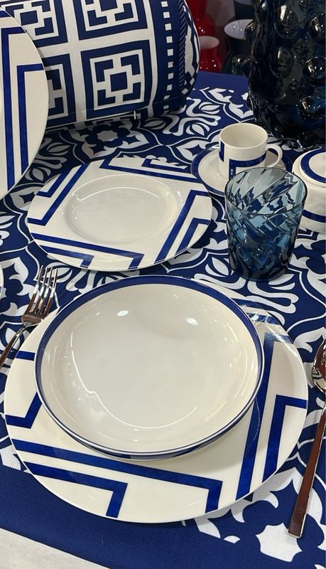 Set piatti 36 pezzi - Seventy blu Livellara 