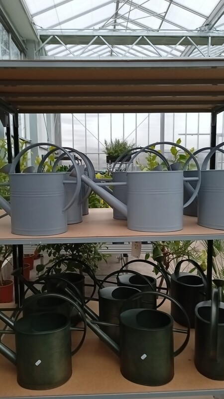 Metalen gieter 10 Liter OP=OP Metalen gieter 10 Liter OP=OP
