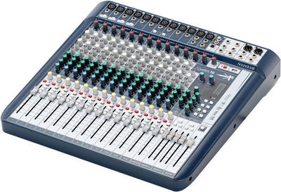 Soundcraft Signature 16 mixer