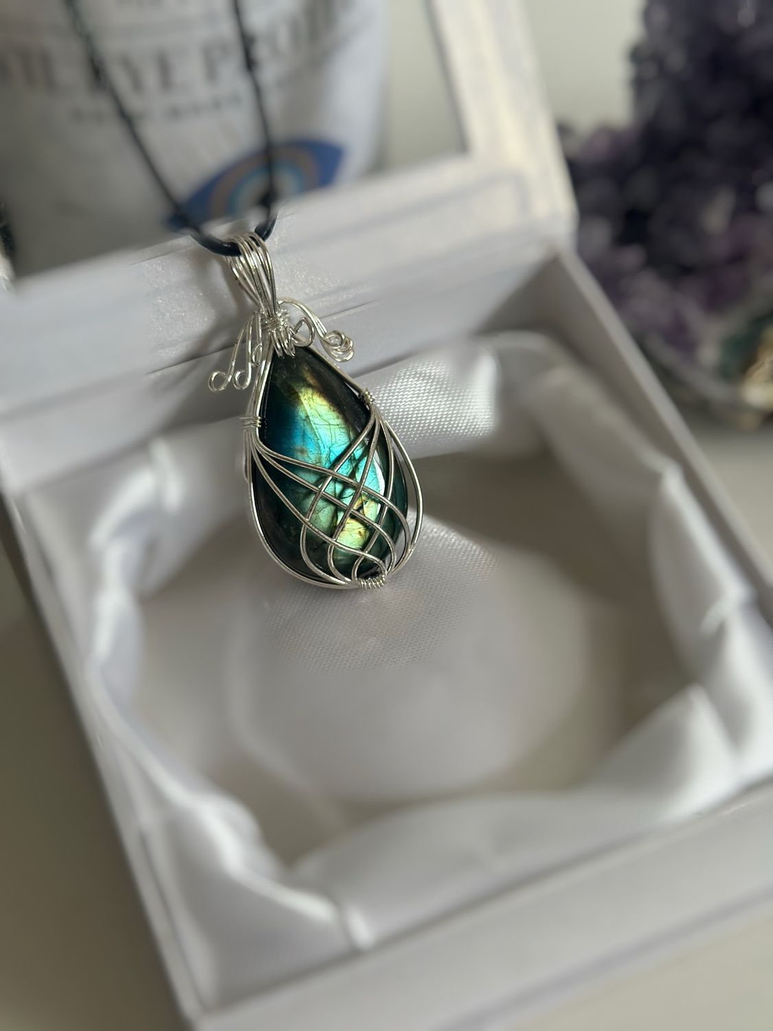 Wire Wrapped Labradorite Pendant