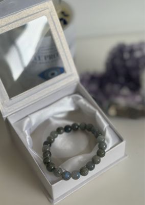 White Gift Box - Bracelet