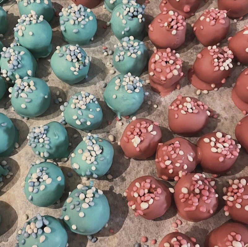 Geboorte cheesecake bonbons 10 stuks