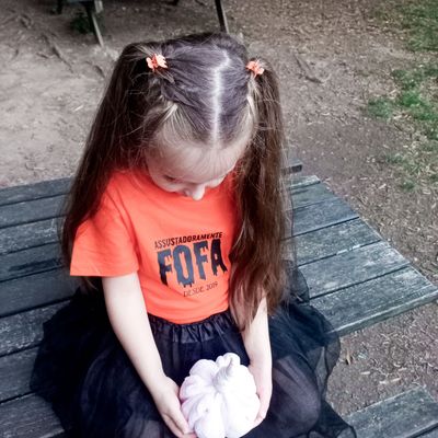 Sweatshirt/T-shirt "Assustadoramente fofa"