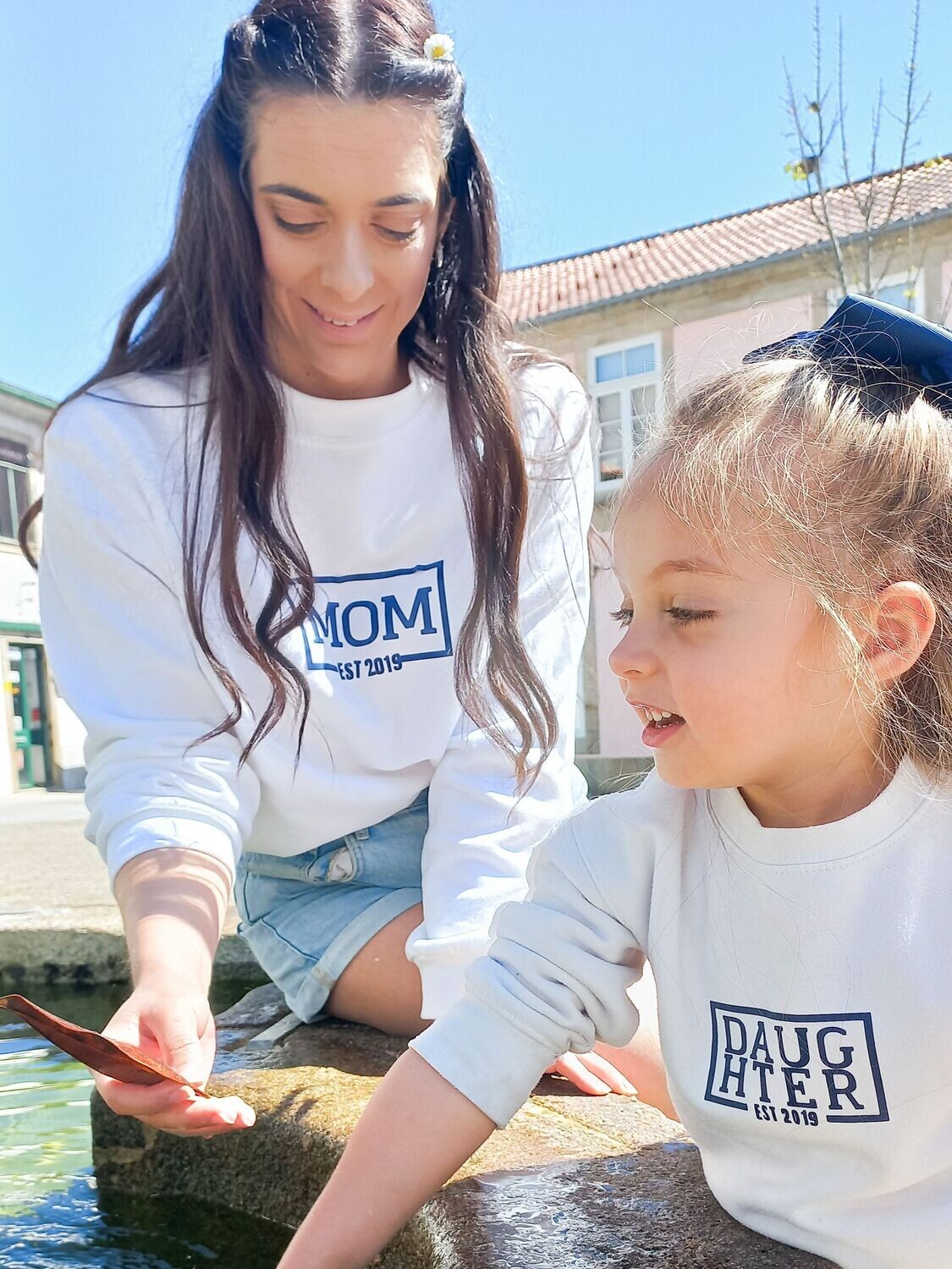 Sweatshirt/T-shirt Personalizada MOM & DAD & DAUGHTER Sweatshirt/T-shirt Personalizada MOM & DAD & DAUGHTER