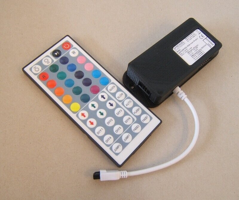 lightCONTROL-RGB-maxi-IR-plus-V2.1 lightCONTROL-RGB-maxi-IR-plus-V2.1